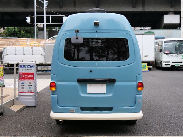 2001 Nissan CARAVAN — миниатюра 11