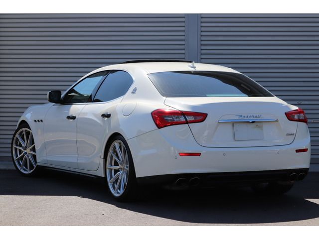 صورة مصغرة 3 لـ 2014 Maserati GHIBLI