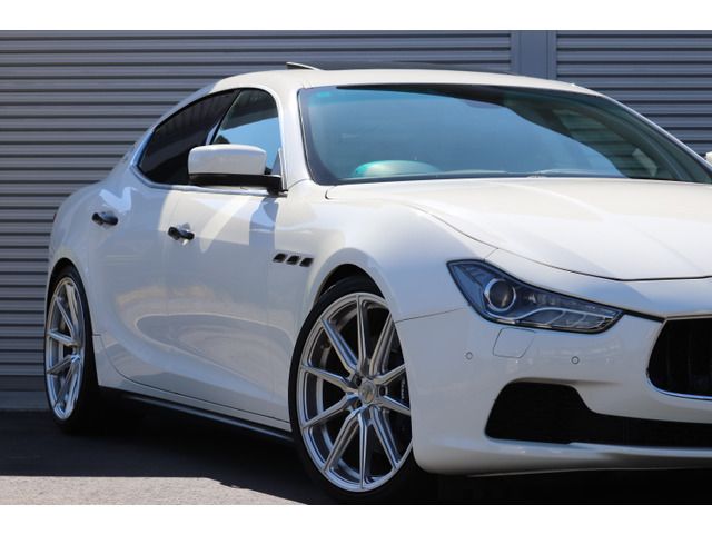 صورة مصغرة 41 لـ 2014 Maserati GHIBLI
