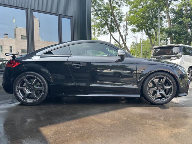 صورة مصغرة 5 لـ 2010 AUDI TT RS COUPE