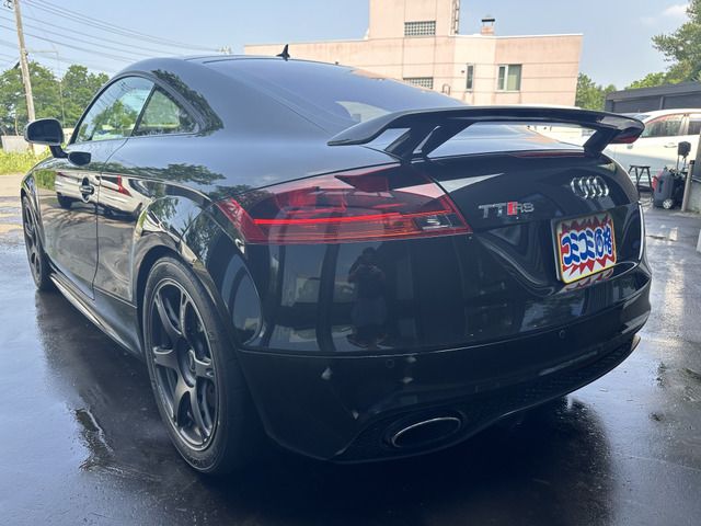 صورة مصغرة 8 لـ 2010 AUDI TT RS COUPE