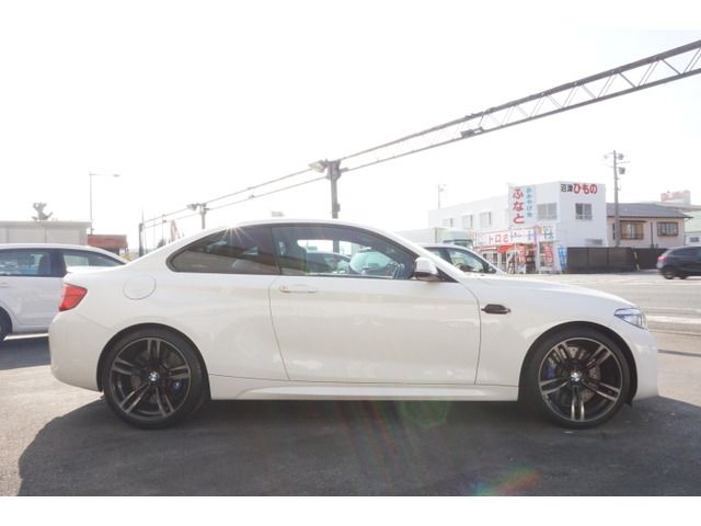 صورة 4 لـ 2018 BMW M2 COUPE