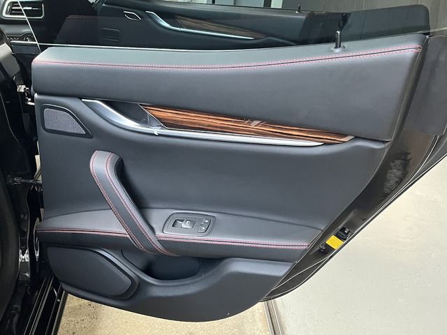2016 Maserati GHIBLI — миниатюра 28