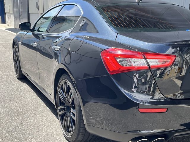 2016 Maserati GHIBLI — миниатюра 11