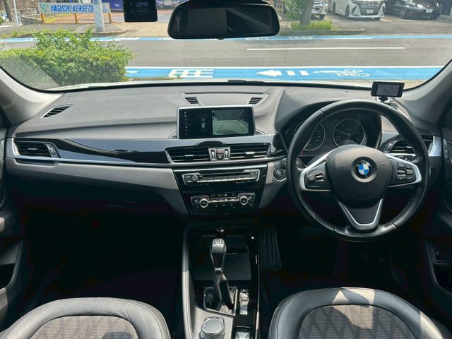2017 BMW X1 photo 5