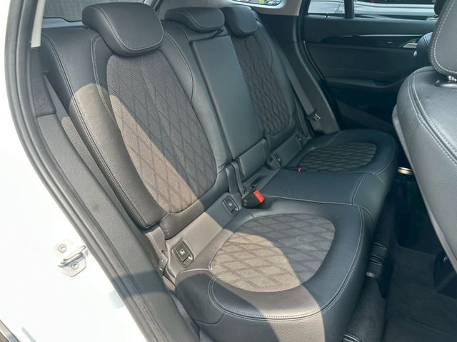 2017 BMW X1 photo 7