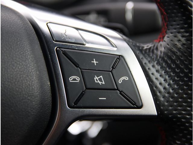 صورة مصغرة 28 لـ 2014 Mercedes-BENZ GLA