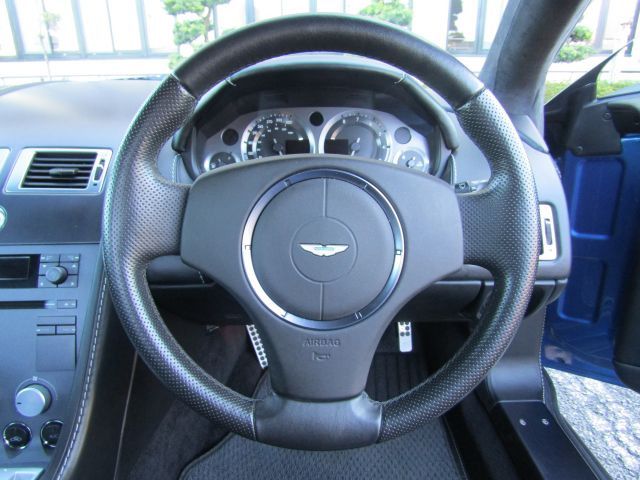 صورة مصغرة 13 لـ 2007 Aston Martin VANTAGE