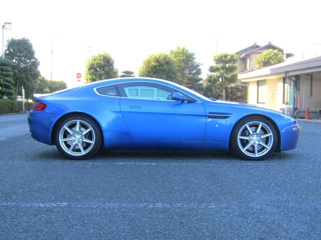 صورة 7 لـ 2007 Aston Martin VANTAGE