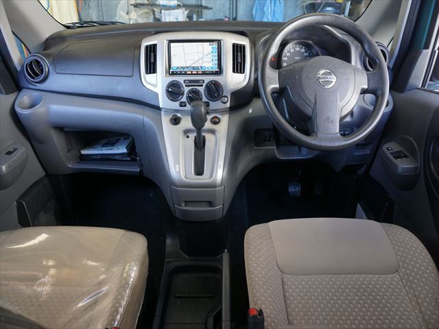 2010 Nissan NV200VANETTE WAGON — фото 3