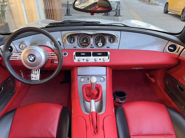 2000 BMW Z8 — миниатюра 2