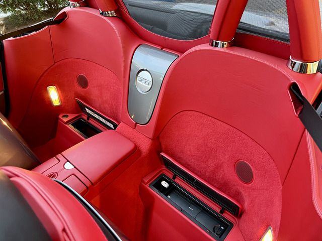 2000 BMW Z8 — миниатюра 12
