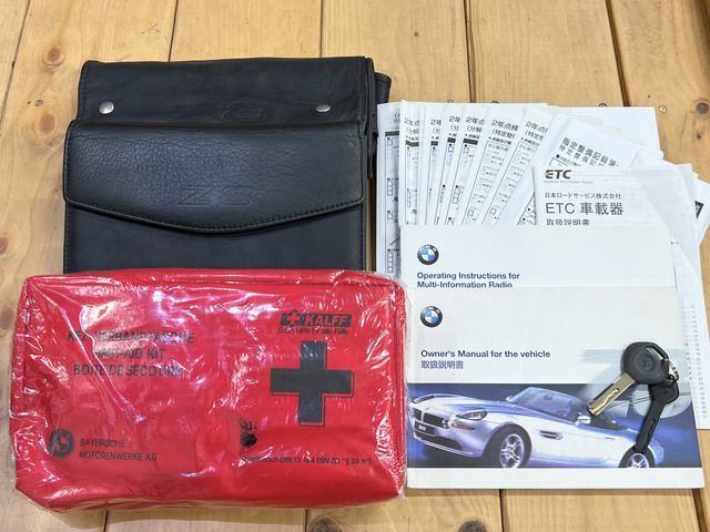 2000 BMW Z8 — миниатюра 16