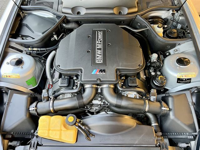 2000 BMW Z8 — миниатюра 18