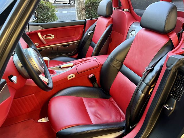 2000 BMW Z8 — миниатюра 10