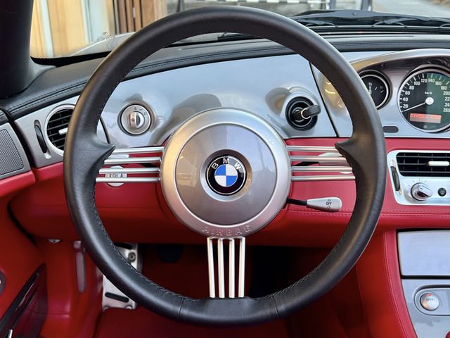 2000 BMW Z8 — миниатюра 9