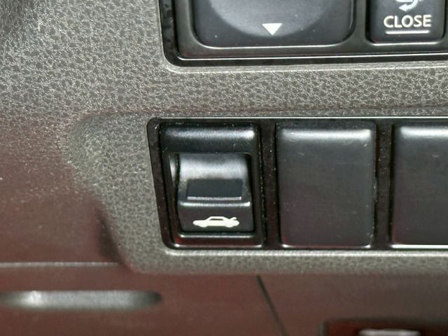 صورة مصغرة 48 لـ 2006 Nissan BLUEBIRD