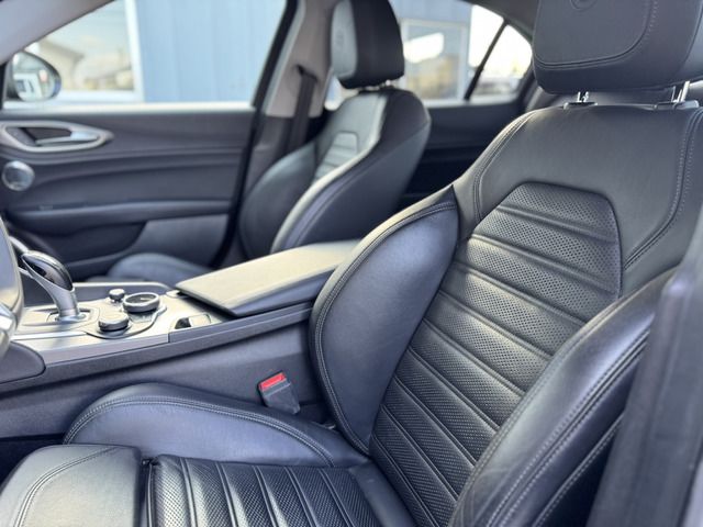 2017 ALFA Romeo JULIA — миниатюра 37
