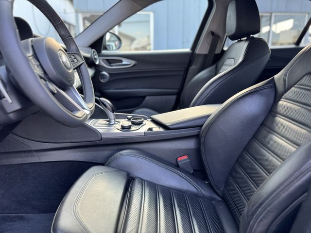 2017 ALFA Romeo JULIA — миниатюра 38