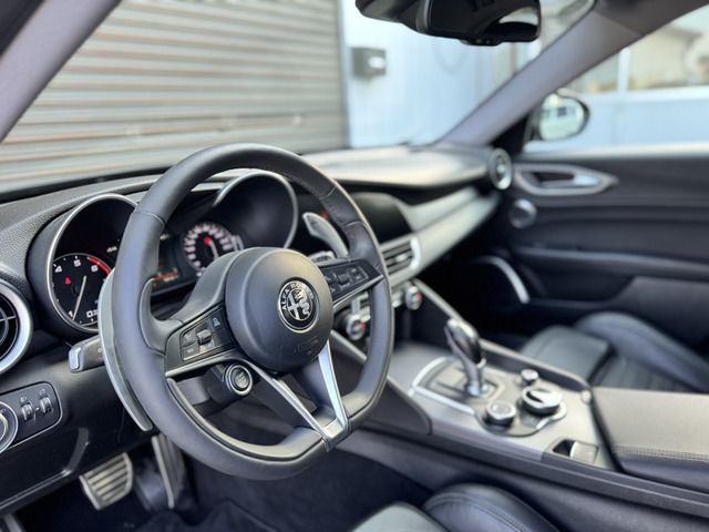 2017 ALFA Romeo JULIA — миниатюра 39