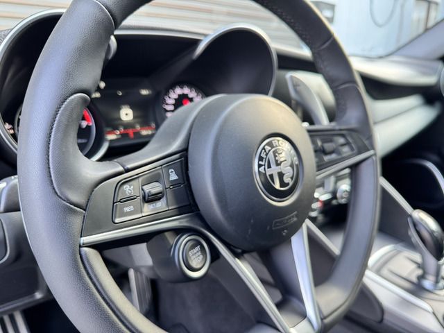 2017 ALFA Romeo JULIA — миниатюра 42
