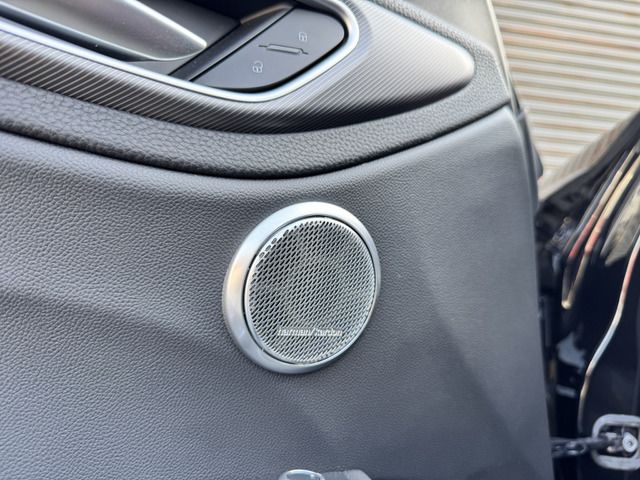 2017 ALFA Romeo JULIA — миниатюра 18