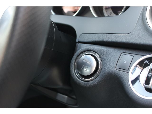 صورة مصغرة 16 لـ 2013 Mercedes-BENZ C-CLASS