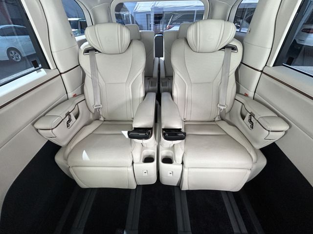 صورة مصغرة 28 لـ 2024 Lexus LM