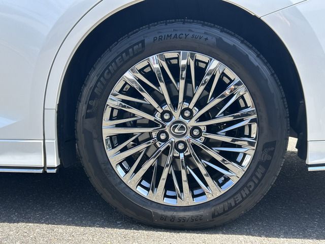 صورة مصغرة 38 لـ 2024 Lexus LM