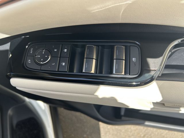 صورة مصغرة 15 لـ 2024 Lexus LM