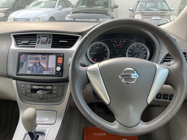 2013 Nissan SYLPHY — миниатюра 42