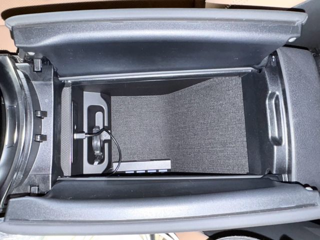 2025 Mercedes-BENZ G-CLASS — миниатюра 41