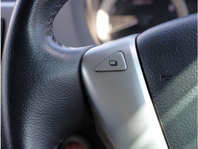 2013 Nissan SYLPHY — миниатюра 24
