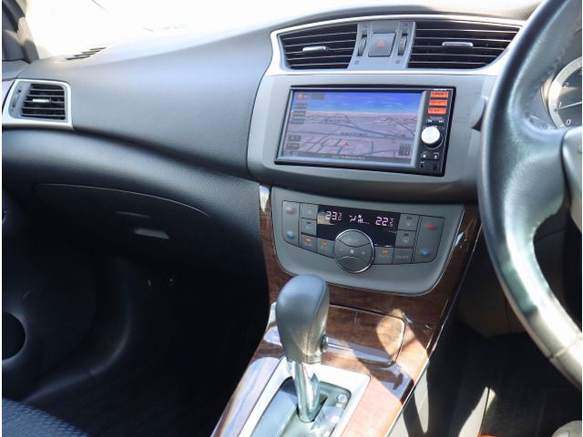 2013 Nissan SYLPHY — миниатюра 38
