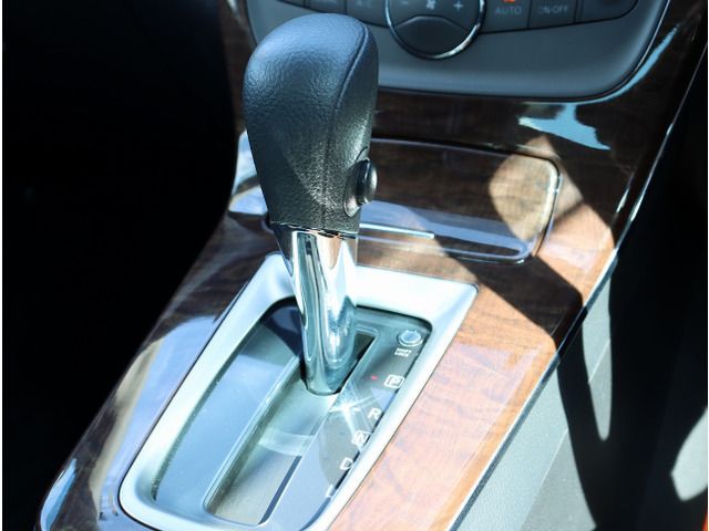 2013 Nissan SYLPHY — миниатюра 39
