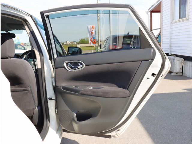 2013 Nissan SYLPHY — миниатюра 47