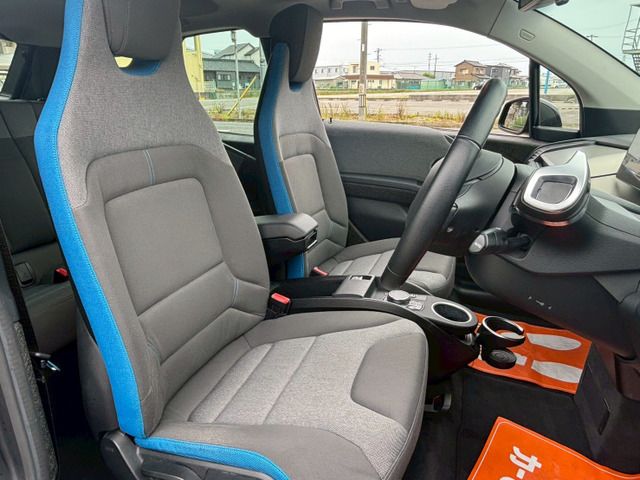 صورة مصغرة 30 لـ 2018 BMW I3