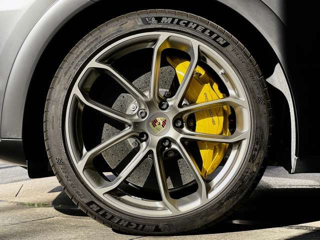 صورة مصغرة 12 لـ 2020 Porsche CAYENNE COUPE
