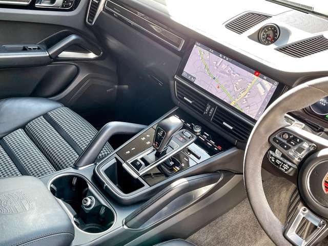 صورة مصغرة 18 لـ 2020 Porsche CAYENNE COUPE