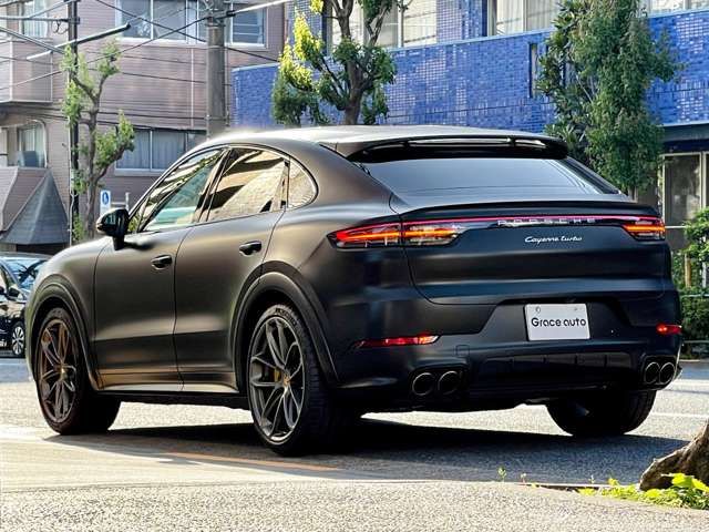 صورة مصغرة 5 لـ 2020 Porsche CAYENNE COUPE