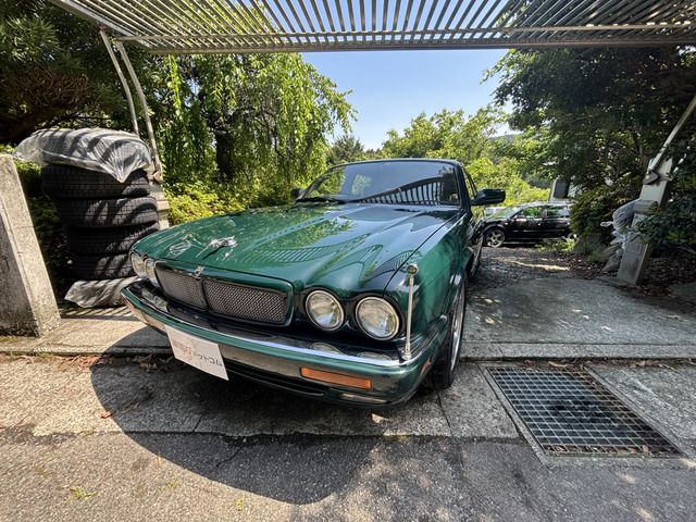 1995 Jaguar XJ thumbnail 3