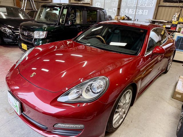 2010 Porsche PANAMERA 缩略图 4