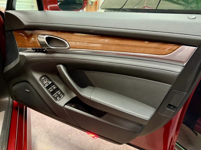 2010 Porsche PANAMERA 缩略图 37