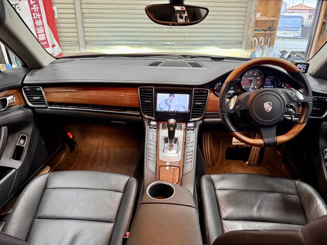 2010 Porsche PANAMERA 缩略图 49
