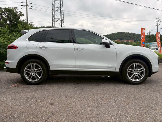 2015 Porsche CAYENNE — миниатюра 21