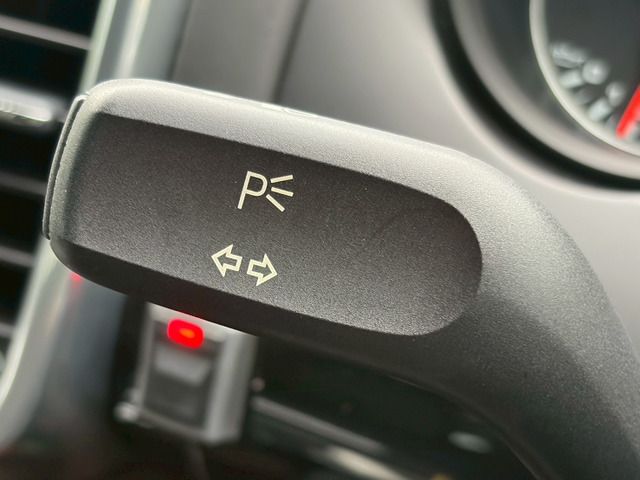 2015 Porsche CAYENNE — миниатюра 48