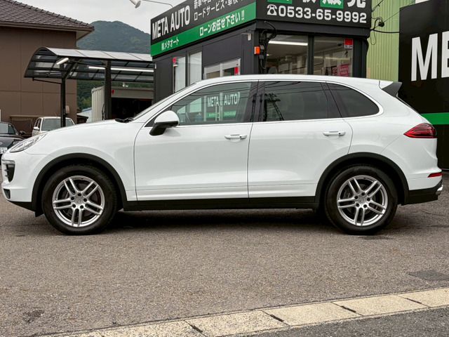 2015 Porsche CAYENNE — миниатюра 17