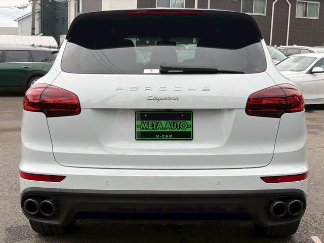 2015 Porsche CAYENNE — миниатюра 19