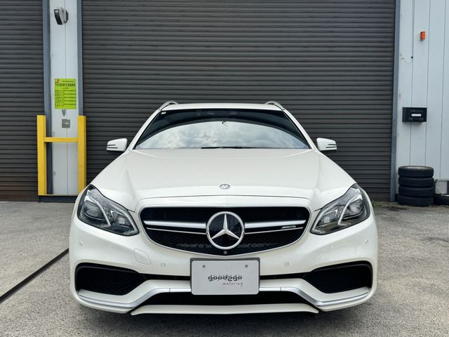 صورة مصغرة 28 لـ 2015 Mercedes-BENZ E-CLASS AMG