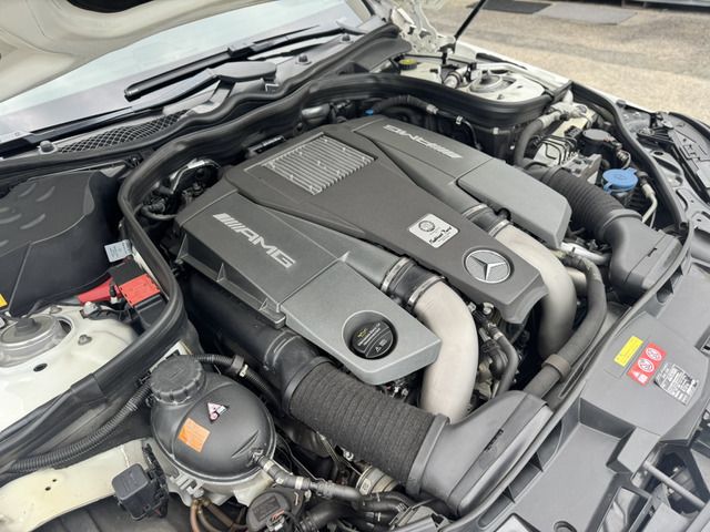 صورة مصغرة 33 لـ 2015 Mercedes-BENZ E-CLASS AMG